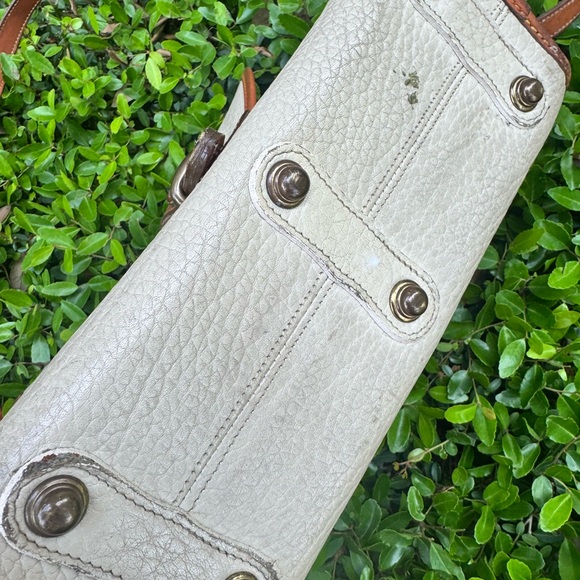 Vintage Dooney & Bourke Classic Tan and Cream Leather Women's Bag - Picture 3 of 14